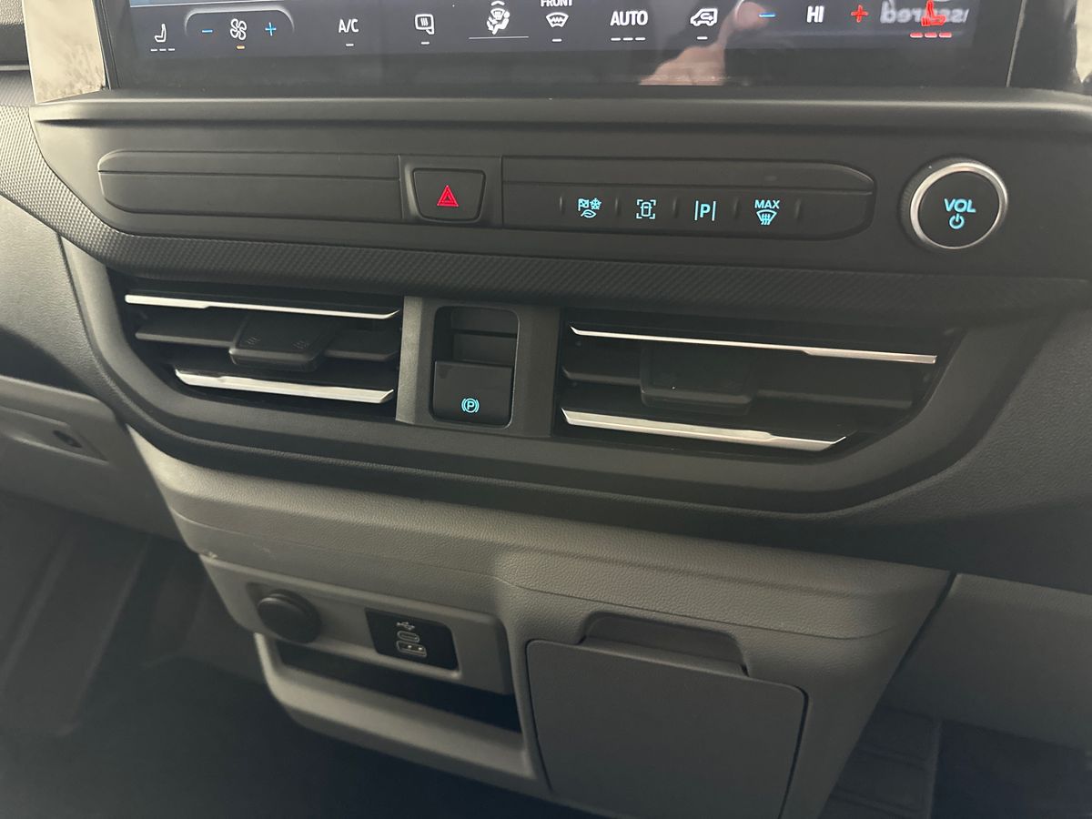 Used Ford Transit Custom 2024 for sale - 76999432: Photo 24