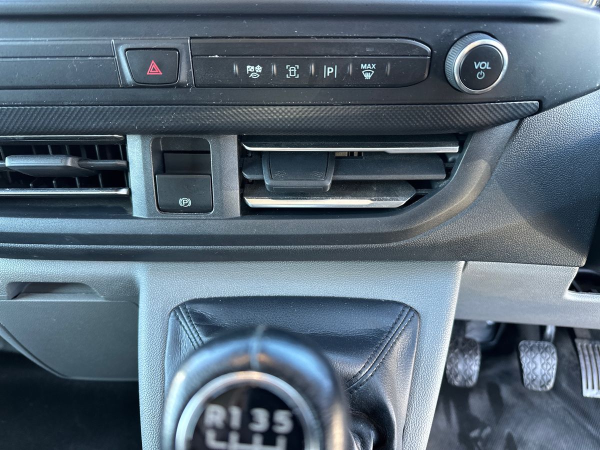 Used Ford Transit Custom 2024 for sale - 76375473: Photo 23