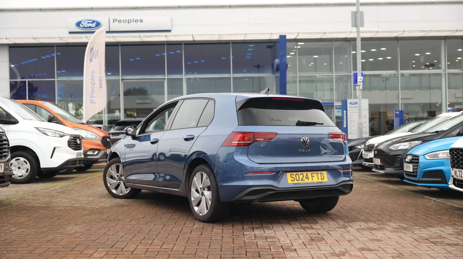 Used Volkswagen Golf 2024 for sale - 76818494: Photo 4