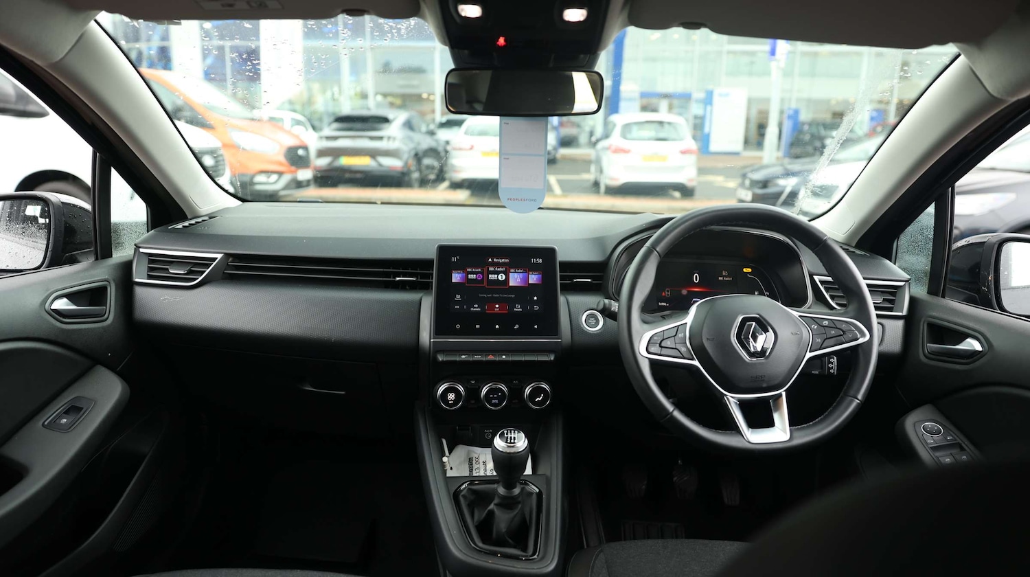 Used Renault Clio 2023 for sale - 76818529: Photo 21