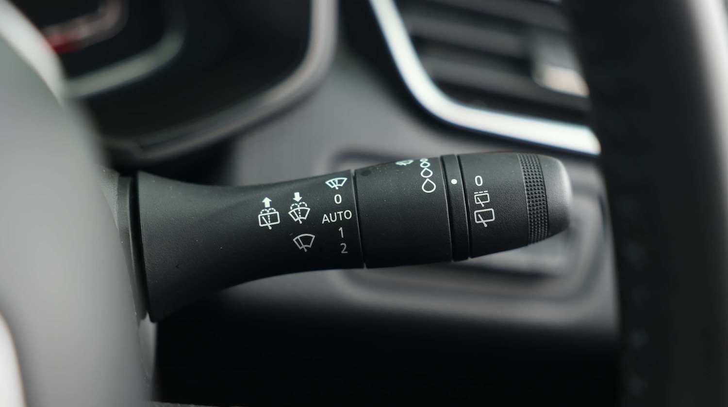 Used Renault Clio 2023 for sale - 76818529: Photo 35