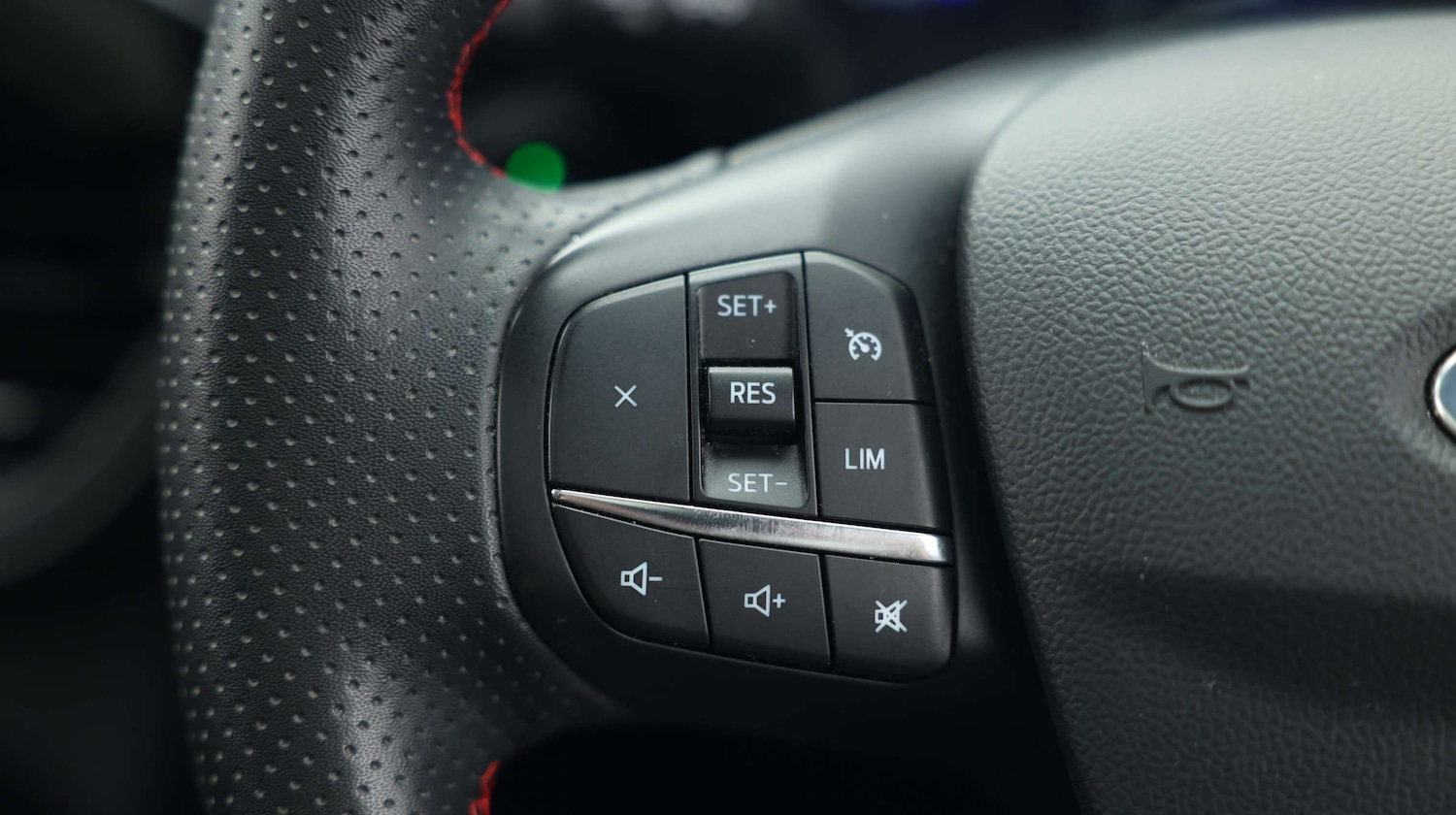 Used Ford Kuga 2022 for sale - 77256374: Photo 2