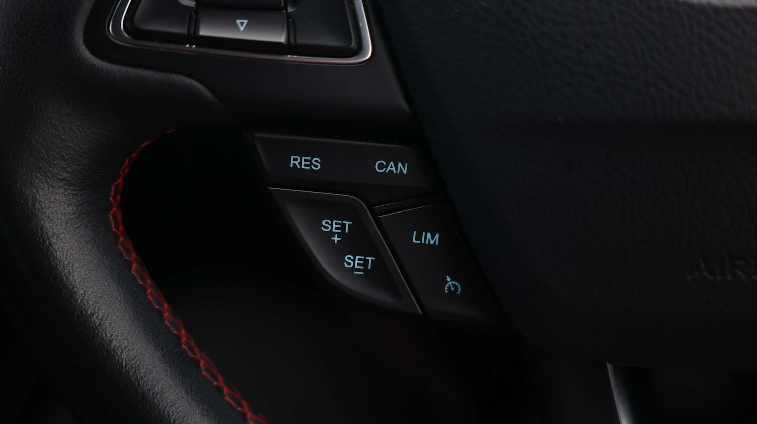 Used Ford Kuga 2017 for sale - 76818615: Photo 39