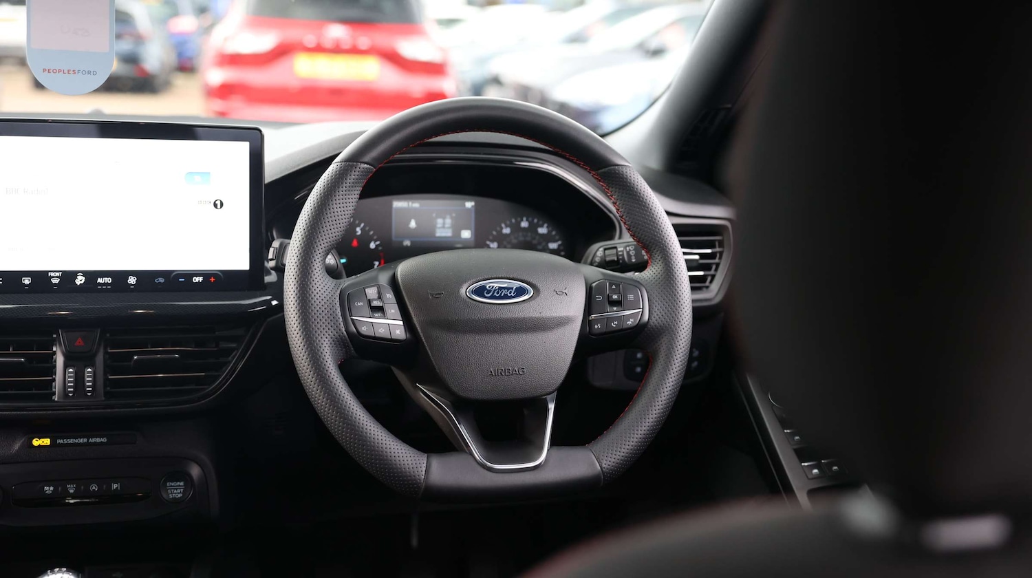 Used Ford Focus 2023 for sale - 77702695: Photo 14