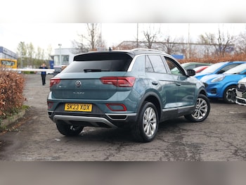Used Volkswagen T-Roc 2023 for sale - 78108609: Photo