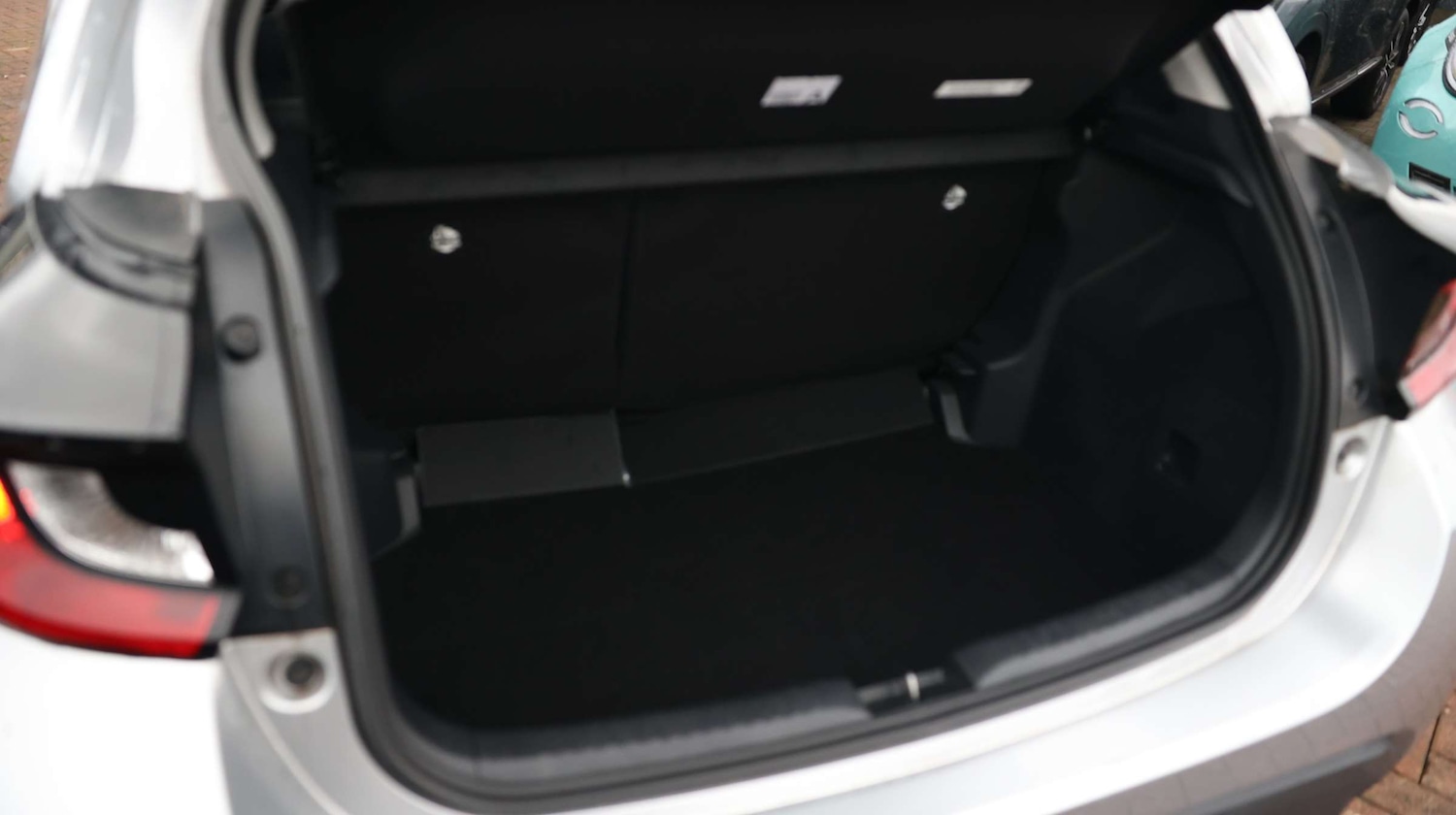 Used Toyota Yaris 2022 for sale - 76818474: Photo 16