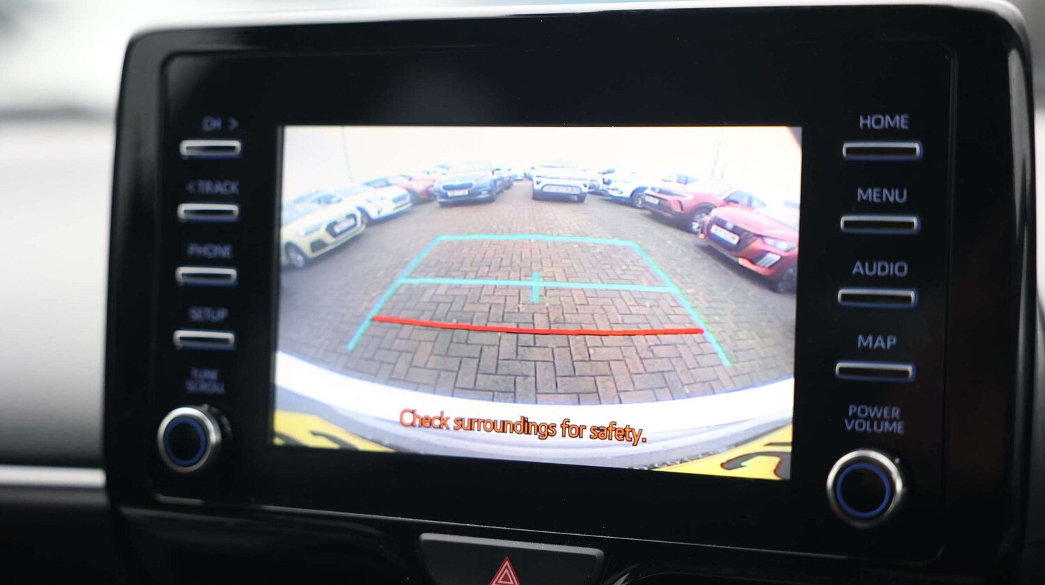 Used Toyota Yaris 2022 for sale - 76818474: Photo 28