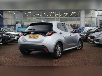 Used Toyota Yaris 2022 for sale - 76818474: Photo