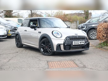 Used MINI Hatch 2022 for sale - 78233020: Photo