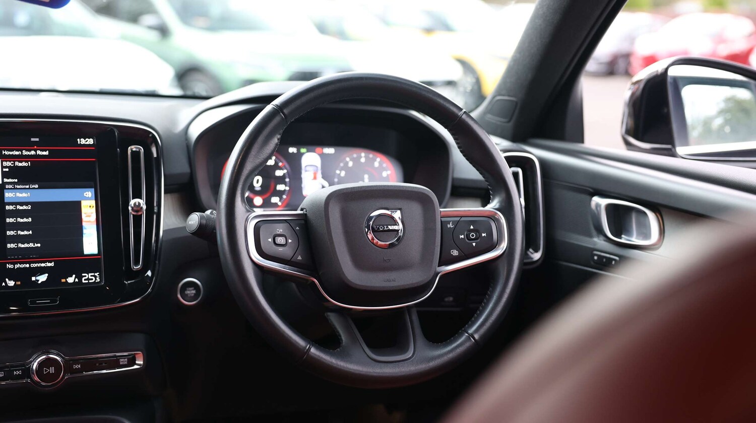 Used Volvo XC40 2020 for sale - 77648171: Photo 23