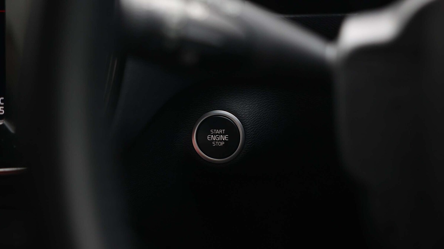 Used Volvo XC40 2020 for sale - 77648171: Photo 32