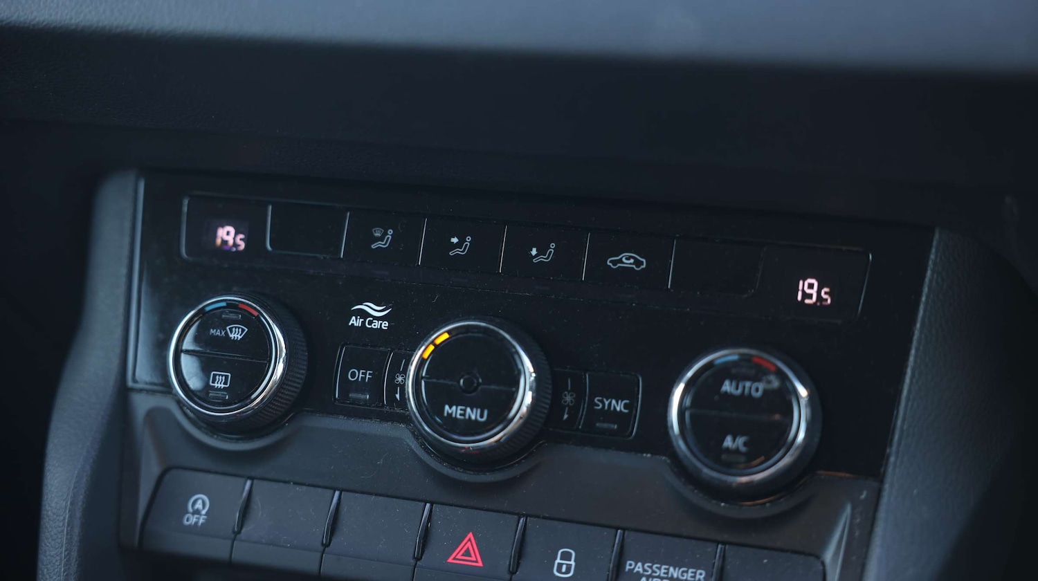 Used Skoda Karoq 2020 for sale - 76818533: Photo 30