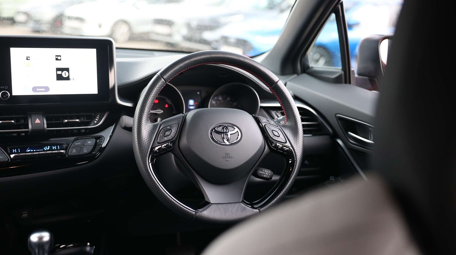 Used Toyota C-HR 2023 for sale - 77673885: Photo 24