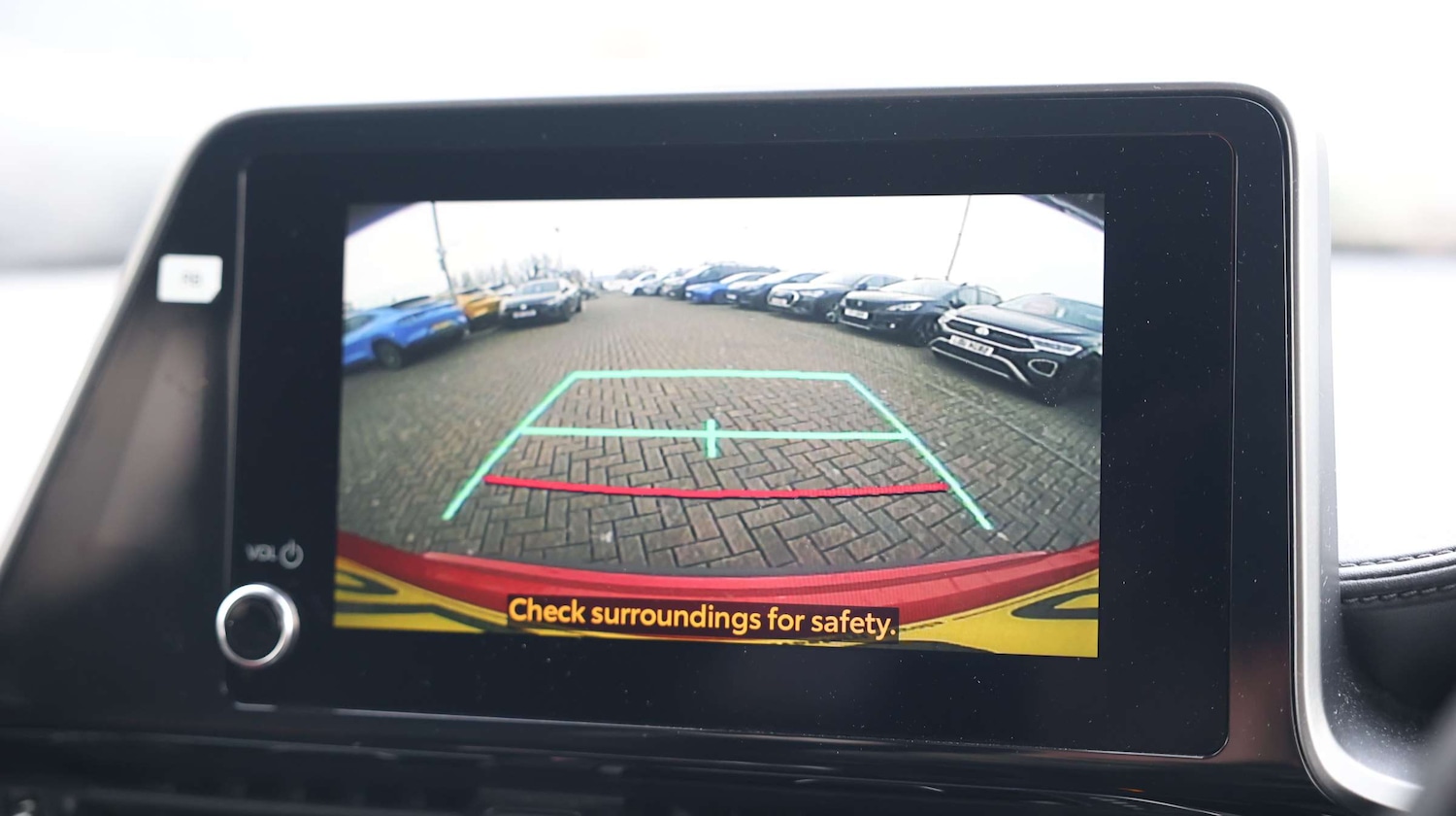 Used Toyota C-HR 2023 for sale - 77673885: Photo 31