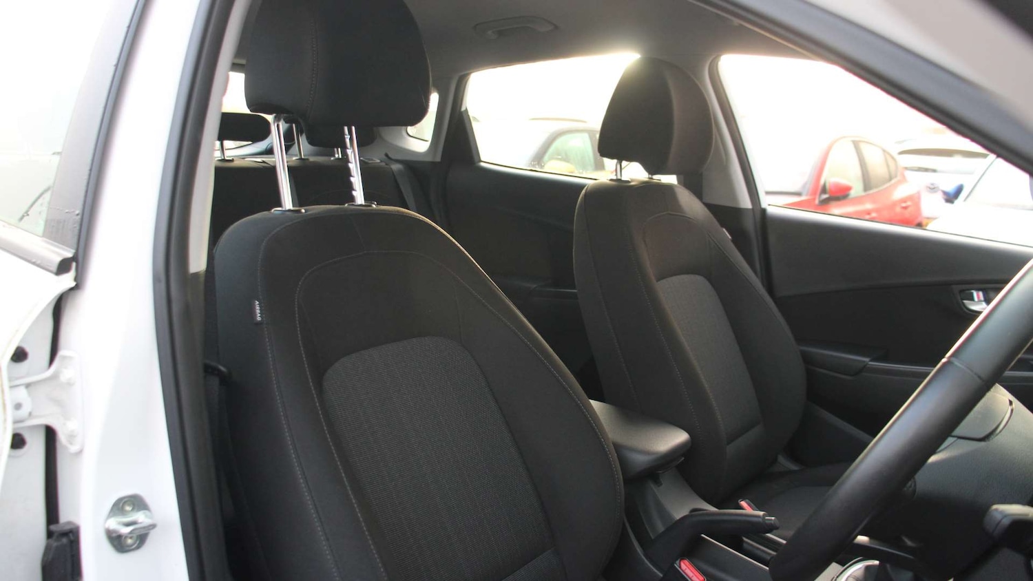 Used Hyundai KONA 2022 for sale - 76818509: Photo 18