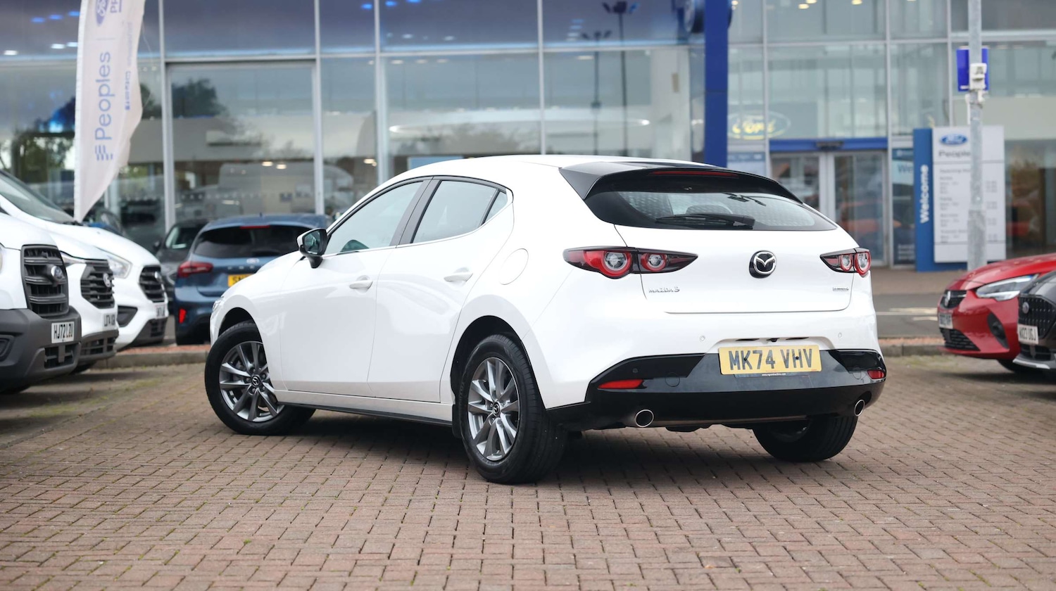 Used Mazda Mazda3 2025 for sale - 76818499: Photo 4