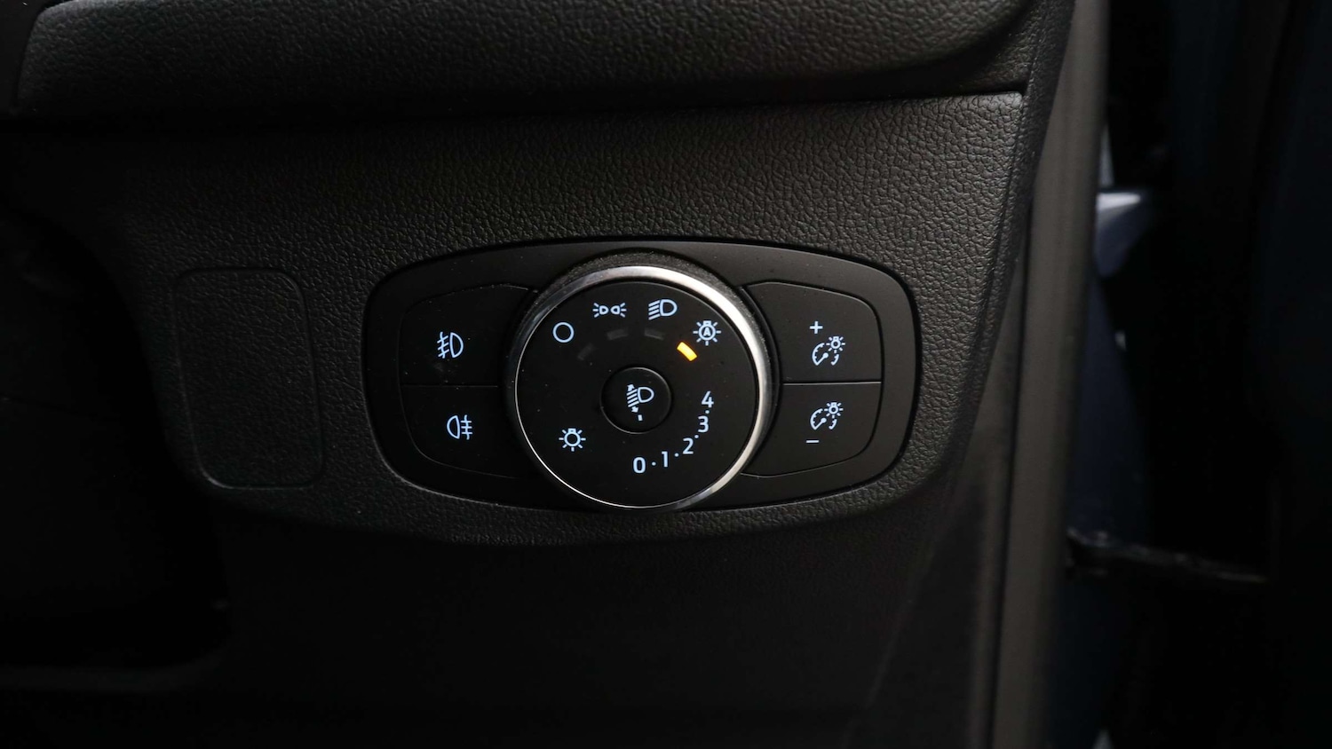 Used Ford Focus 2023 for sale - 76818477: Photo 15