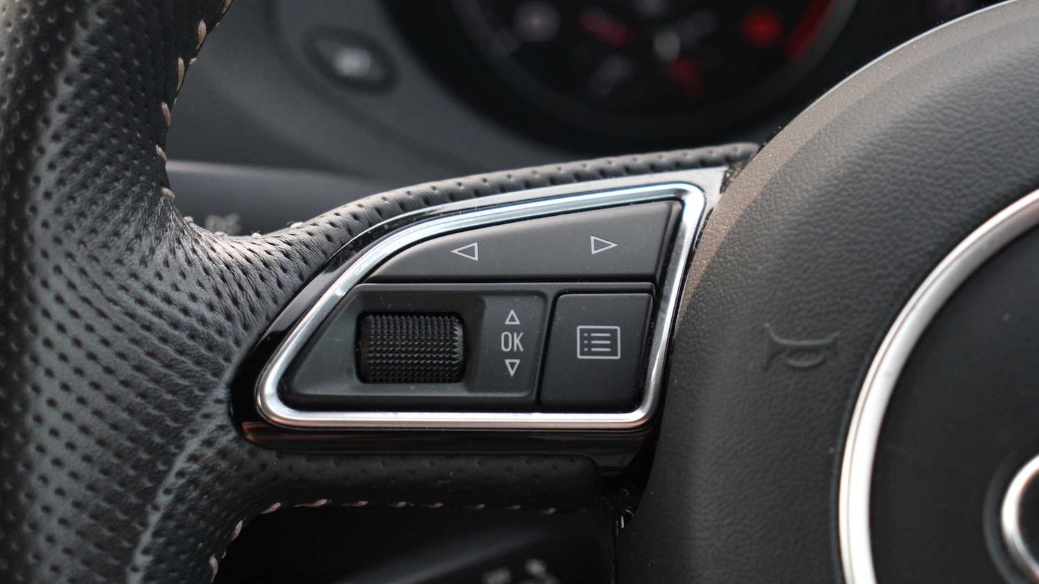 Used Audi Q3 2018 for sale - 76818467: Photo 36