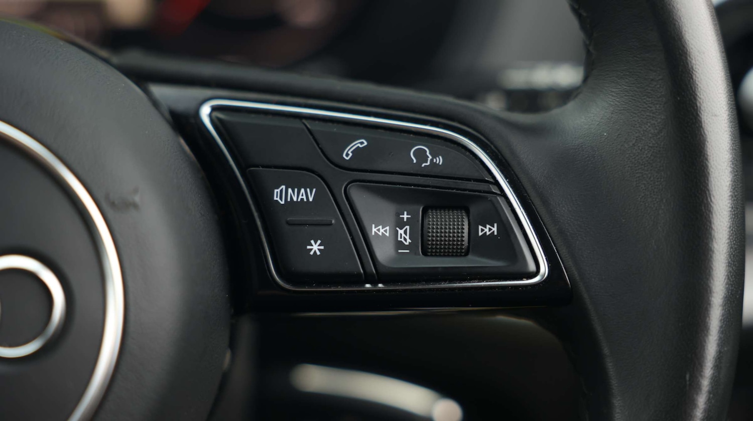 Used Audi Q2 2023 for sale - 76818510: Photo 2