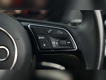 Used Audi Q2 2023 for sale - 76818510: Photo