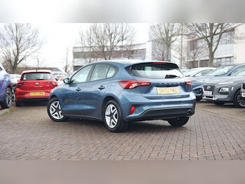 Used Ford Focus 2022 for sale - 77950626: Photo