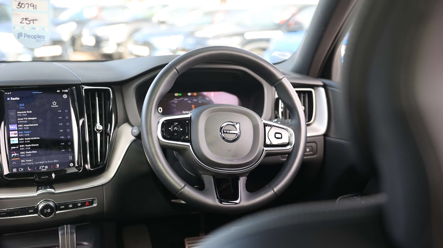 Used Volvo XC60 2021 for sale - 77552402: Photo 25