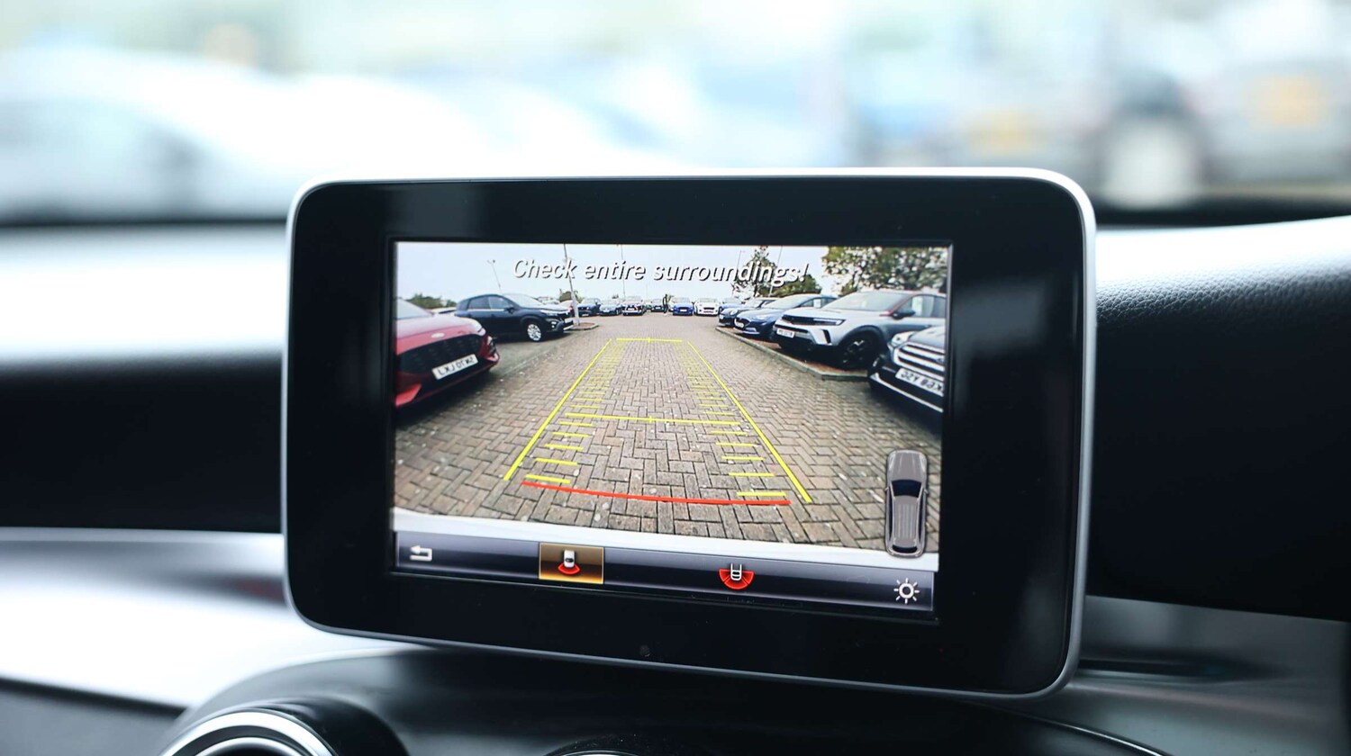 Used Mercedes-Benz GLC 2017 for sale - 78102881: Photo 32