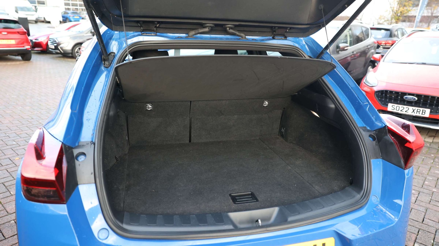 Used Lexus UX 2022 for sale - 76818525: Photo 16