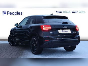 Used Audi Q2 2021 for sale - 77570000: Photo