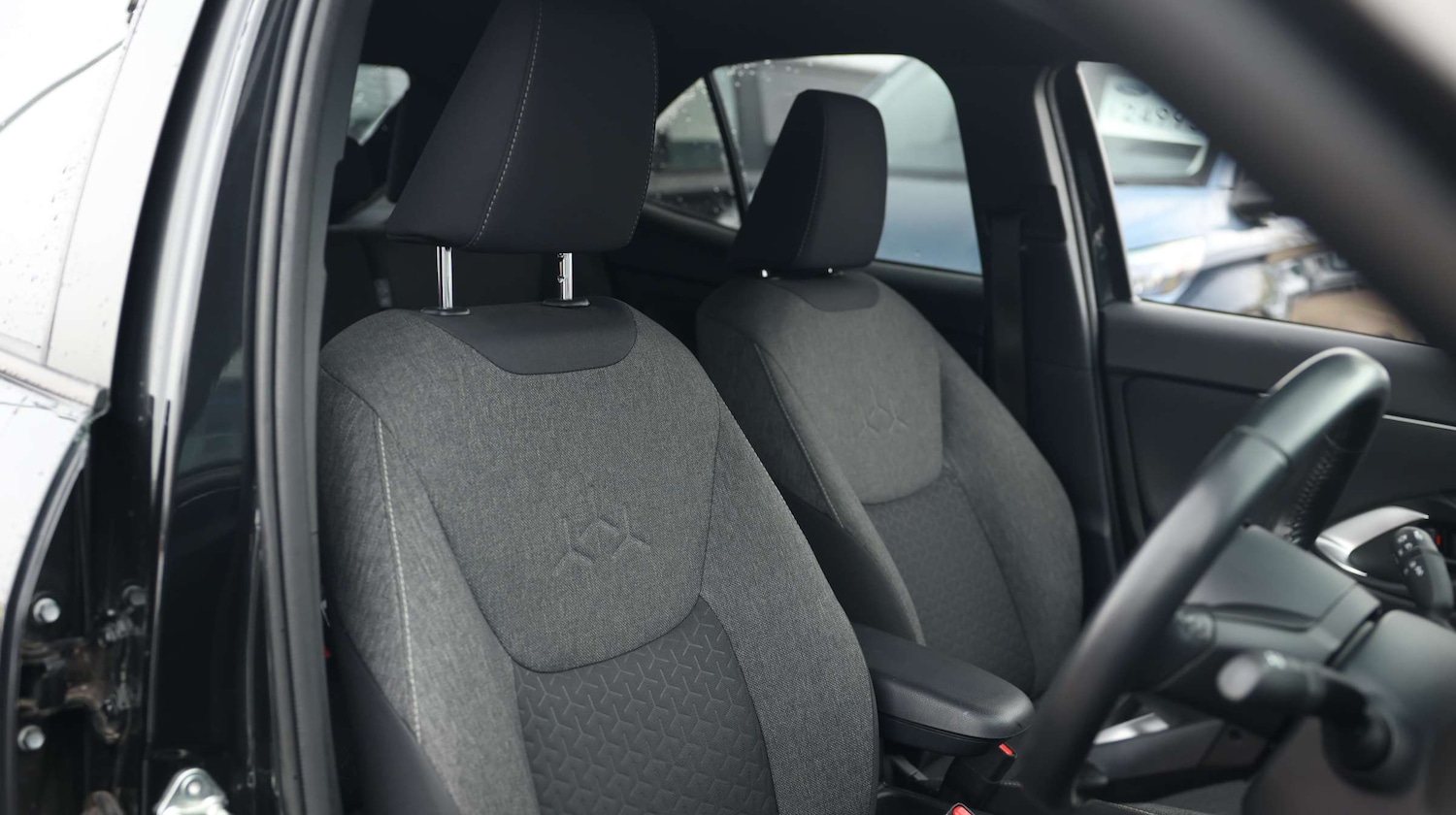 Used Toyota Yaris Cross 2023 for sale - 76818535: Photo 18