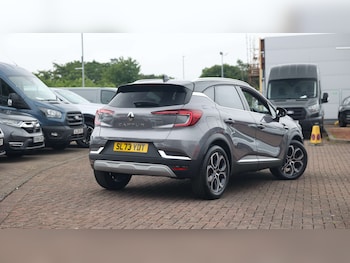 Used Renault Captur 2023 for sale - 78813742: Photo