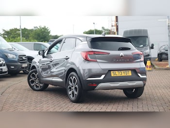 Used Renault Captur 2023 for sale - 78813742: Photo