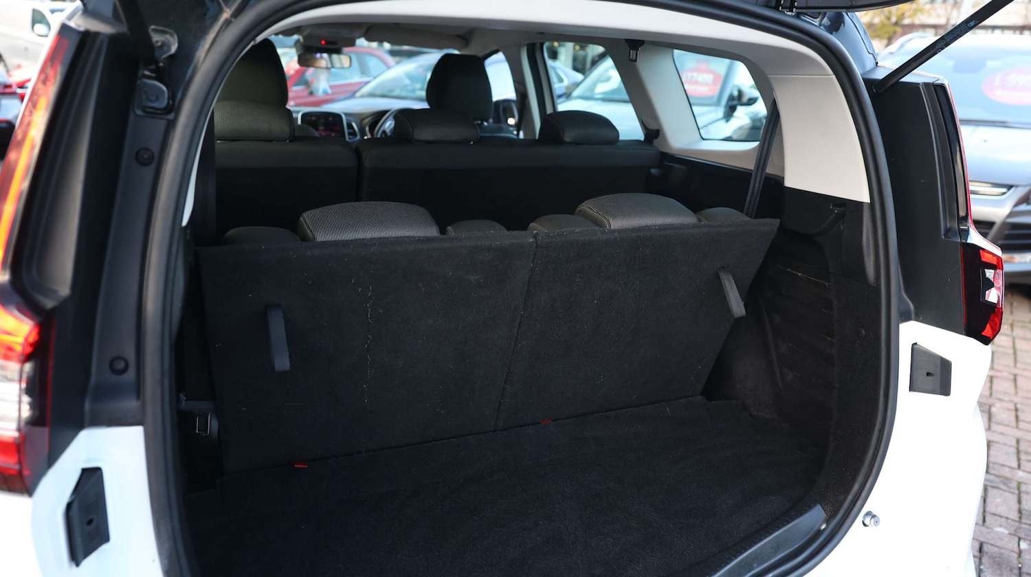 Used Renault Grand Scenic 2019 for sale - 77047522: Photo 15