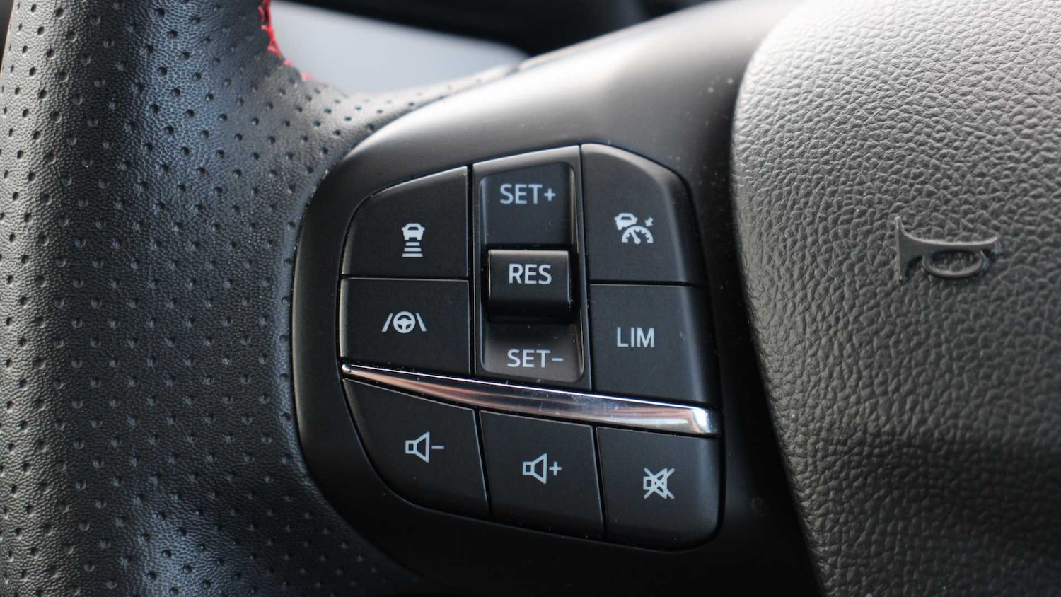 Used Ford Focus 2022 for sale - 76818465: Photo 35