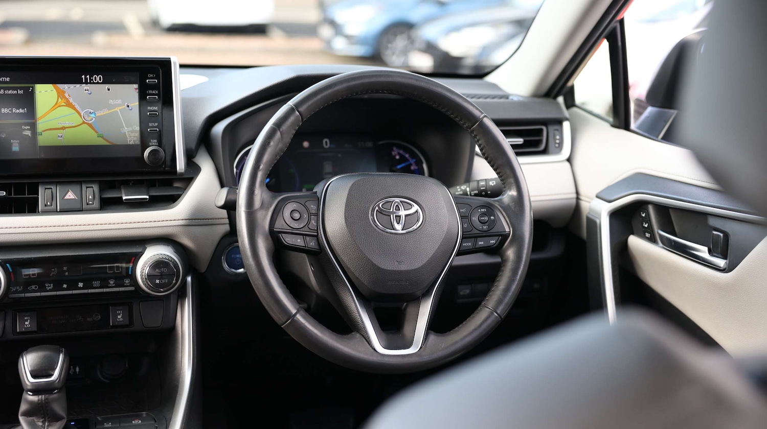 Used Toyota RAV4 2019 for sale - 76818498: Photo 24