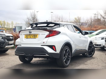 Used Toyota C-HR 2023 for sale - 78158701: Photo