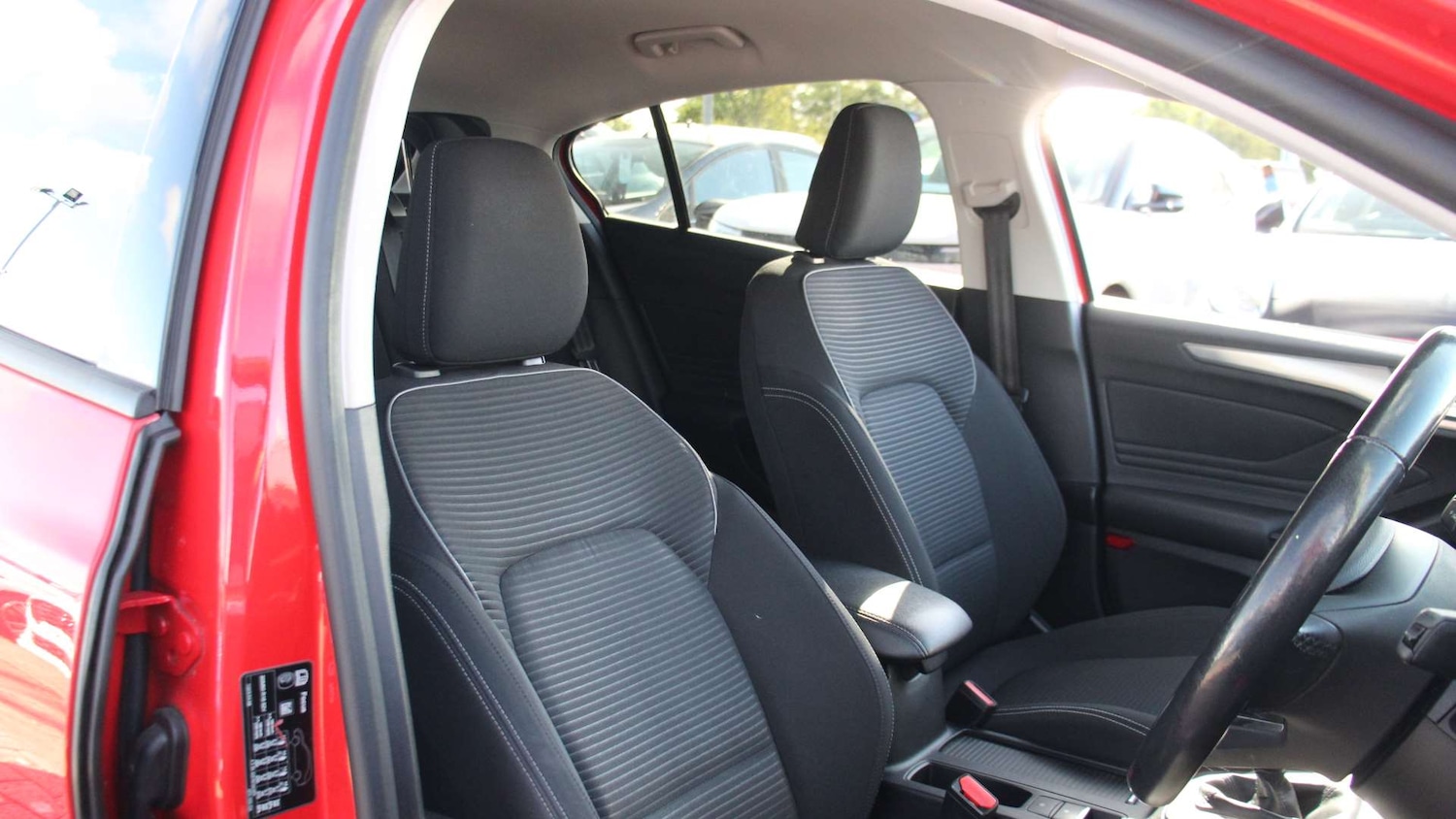 Used Ford Focus 2018 for sale - 76818487: Photo 15