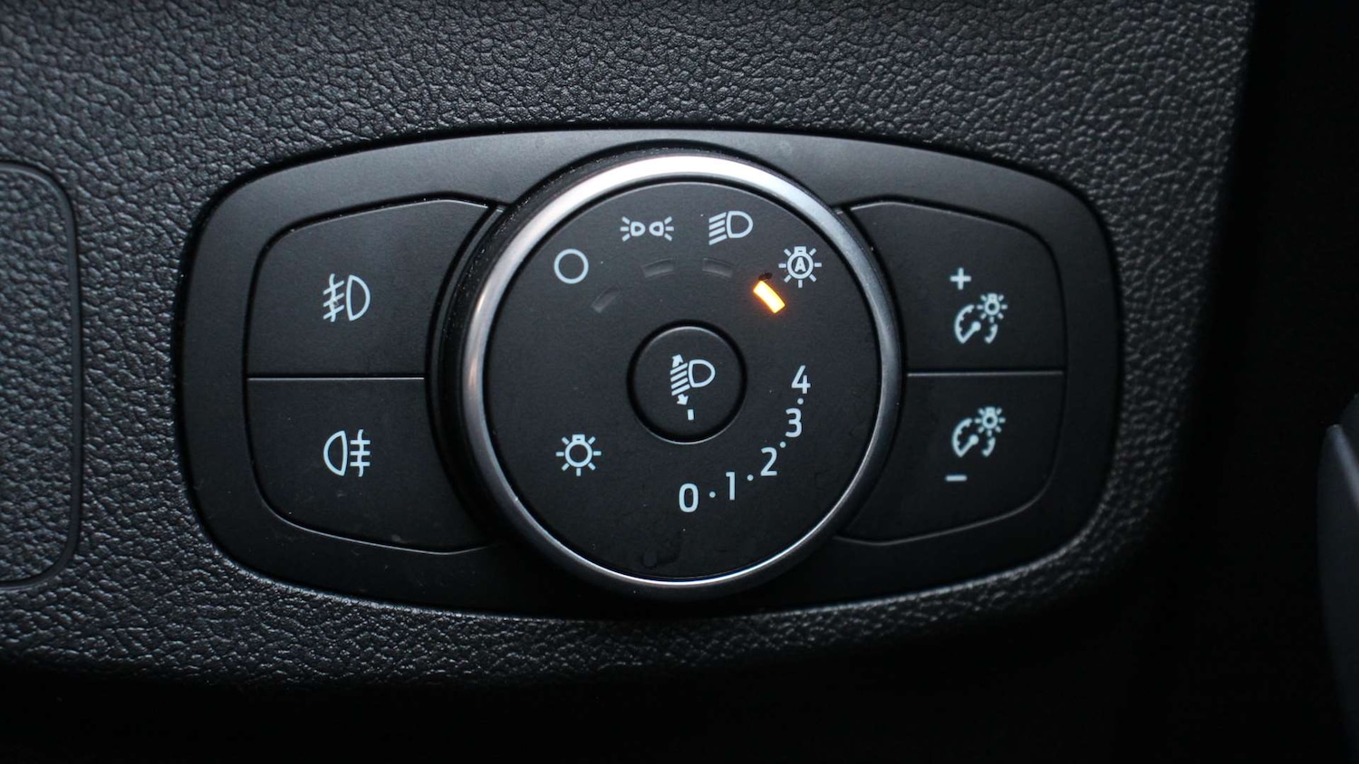 Used Ford Focus 2018 for sale - 76818487: Photo 38