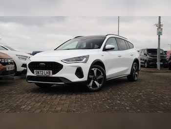 Used Ford Focus 2022 for sale - 77013076: Photo