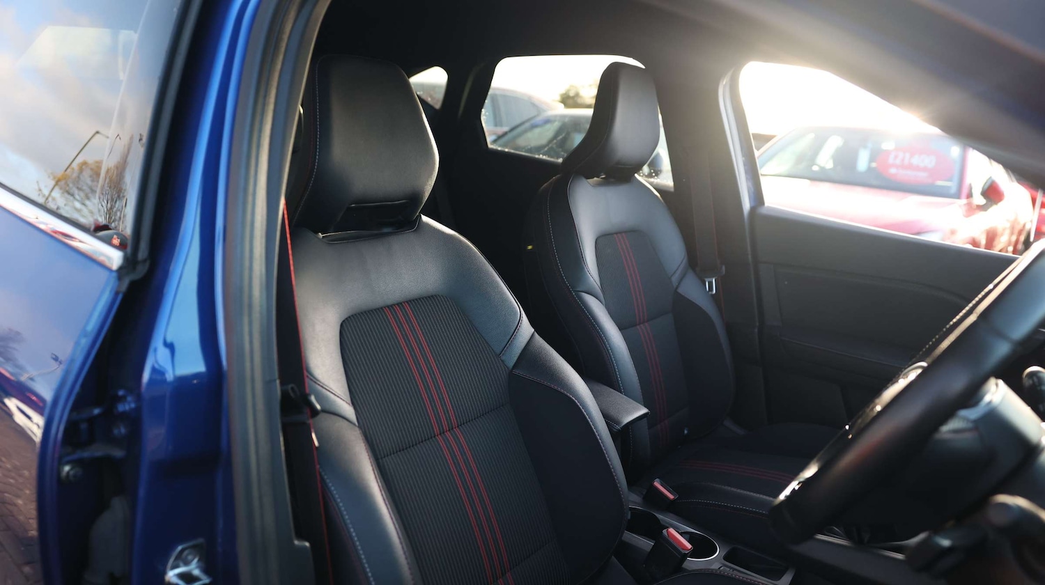 Used Renault Captur 2021 for sale - 76818536: Photo 17