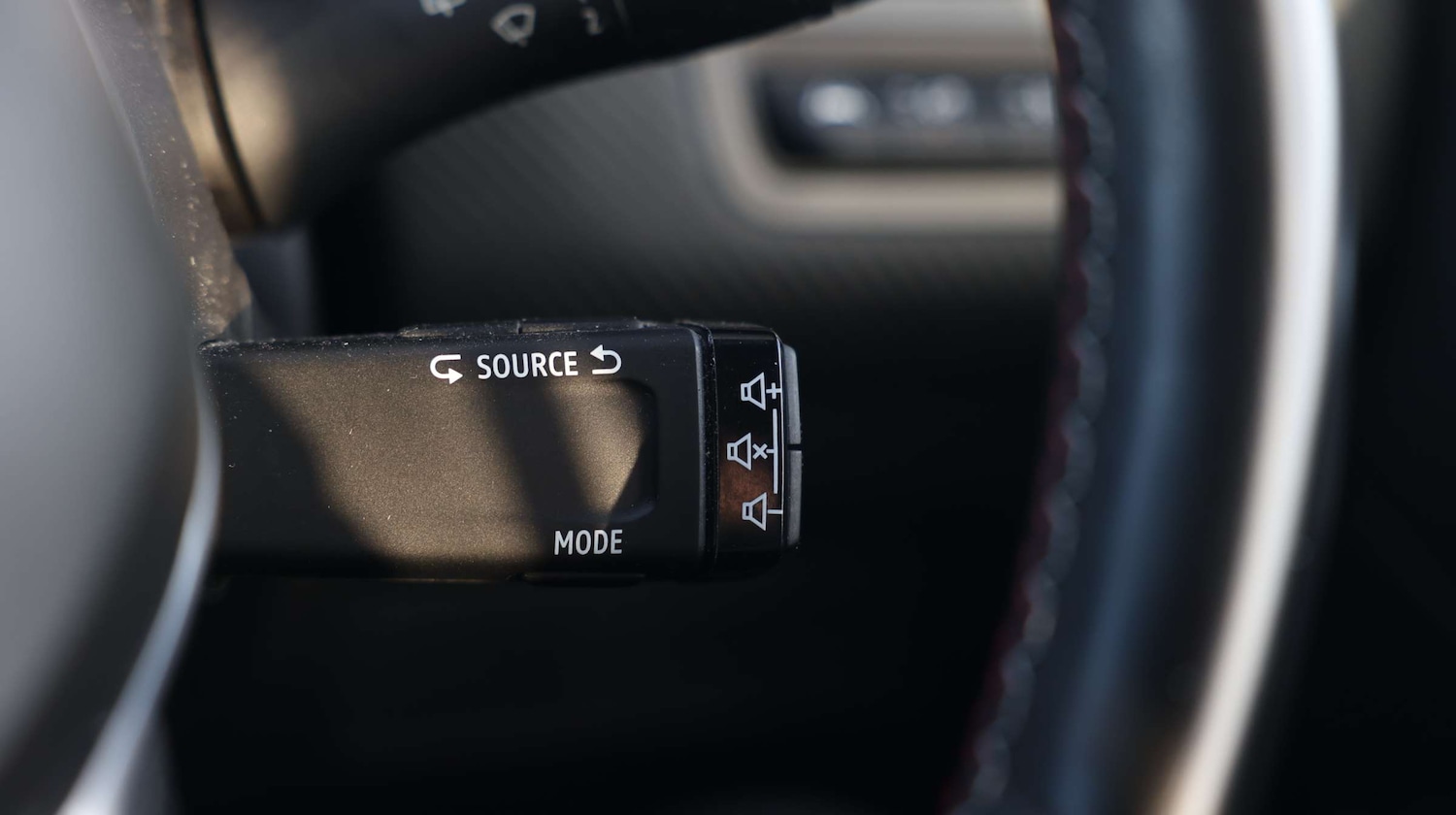 Used Renault Captur 2021 for sale - 76818536: Photo 37