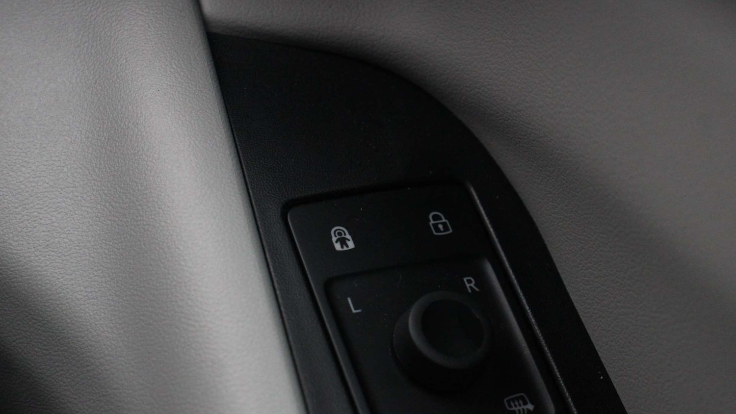 Used Ford Capri 2024 for sale - 76818471: Photo 38