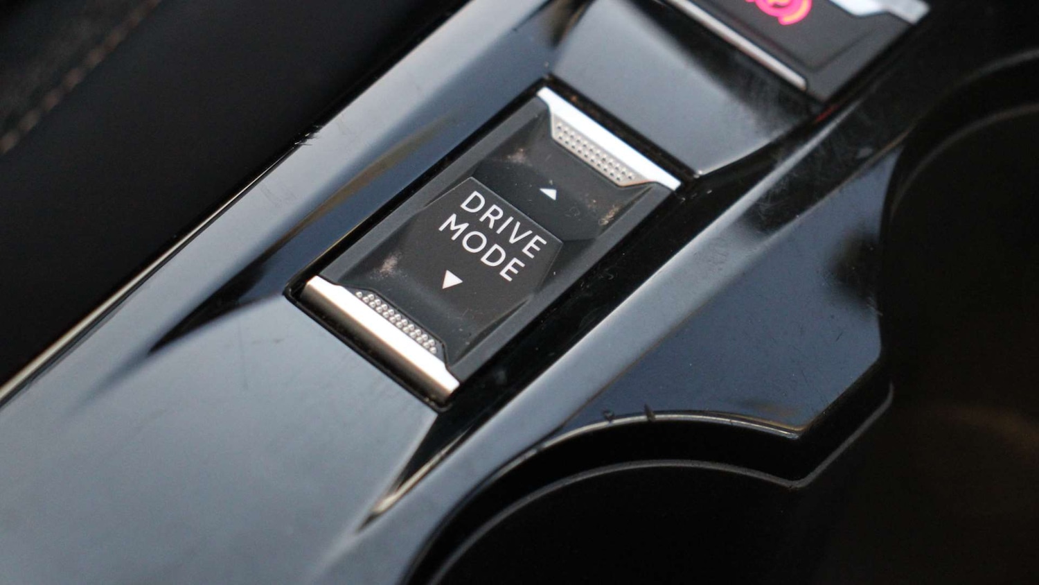 Used Peugeot 208 2024 for sale - 76818565: Photo 32