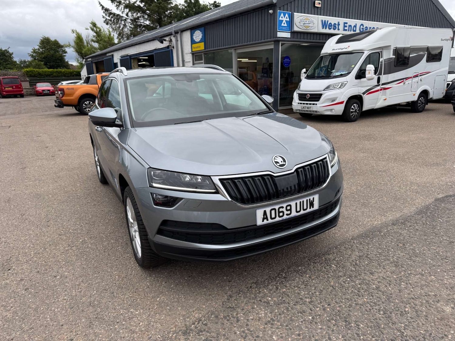Used Skoda Karoq 2019 for sale - 76649670: Photo 2