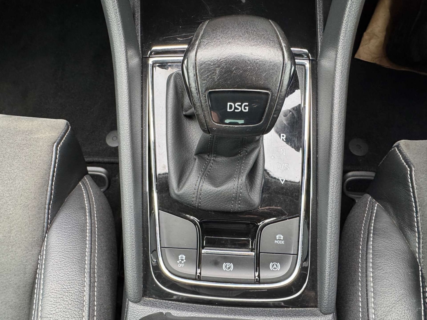 Used Skoda Karoq 2019 for sale - 76649670: Photo 30