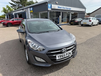 Used Hyundai i30 2015 for sale - 79175517: Photo