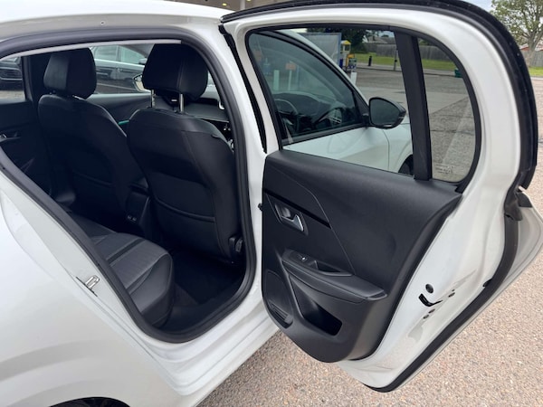 Used Peugeot 208 2022 for sale - 75426802: Photo 16
