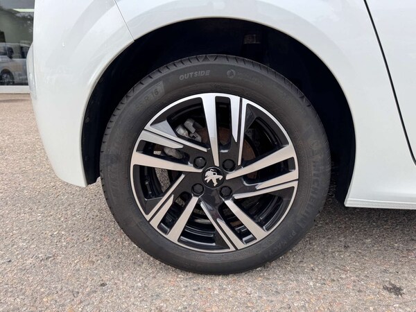 Used Peugeot 208 2022 for sale - 75426802: Photo 35