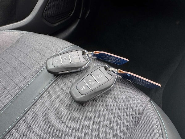 Used Peugeot 208 2022 for sale - 75426802: Photo 39