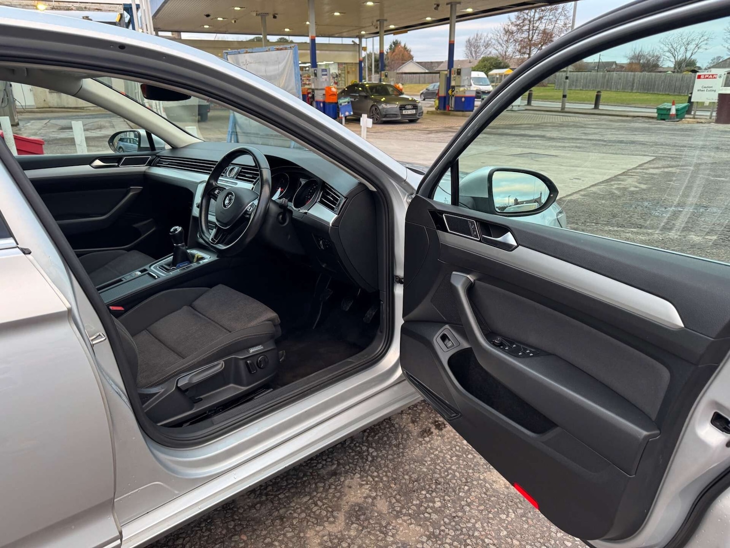 Used Volkswagen Passat 2015 for sale - 76649664: Photo 14